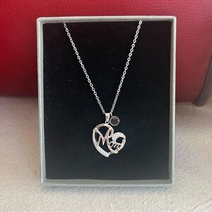 Silver Heart 'Mom' Pendant Necklace - NWOT